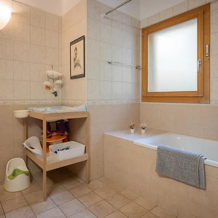 Dendron By Interhome * 오브로나즈