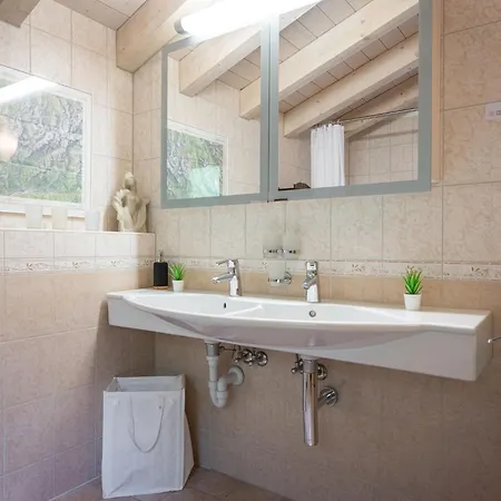 Chalet Dendron By Interhome *